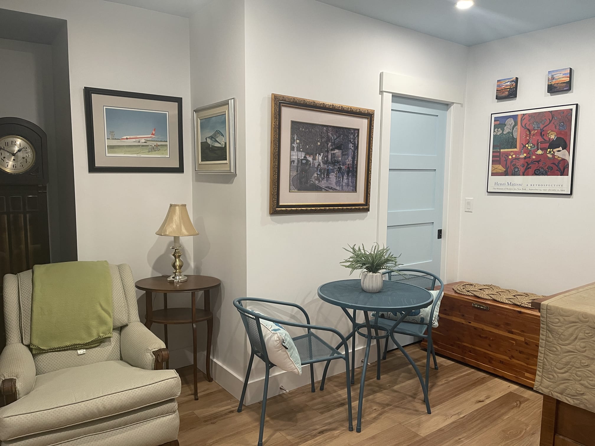 Coffee Area at Seas The Day Bed And Breakfast